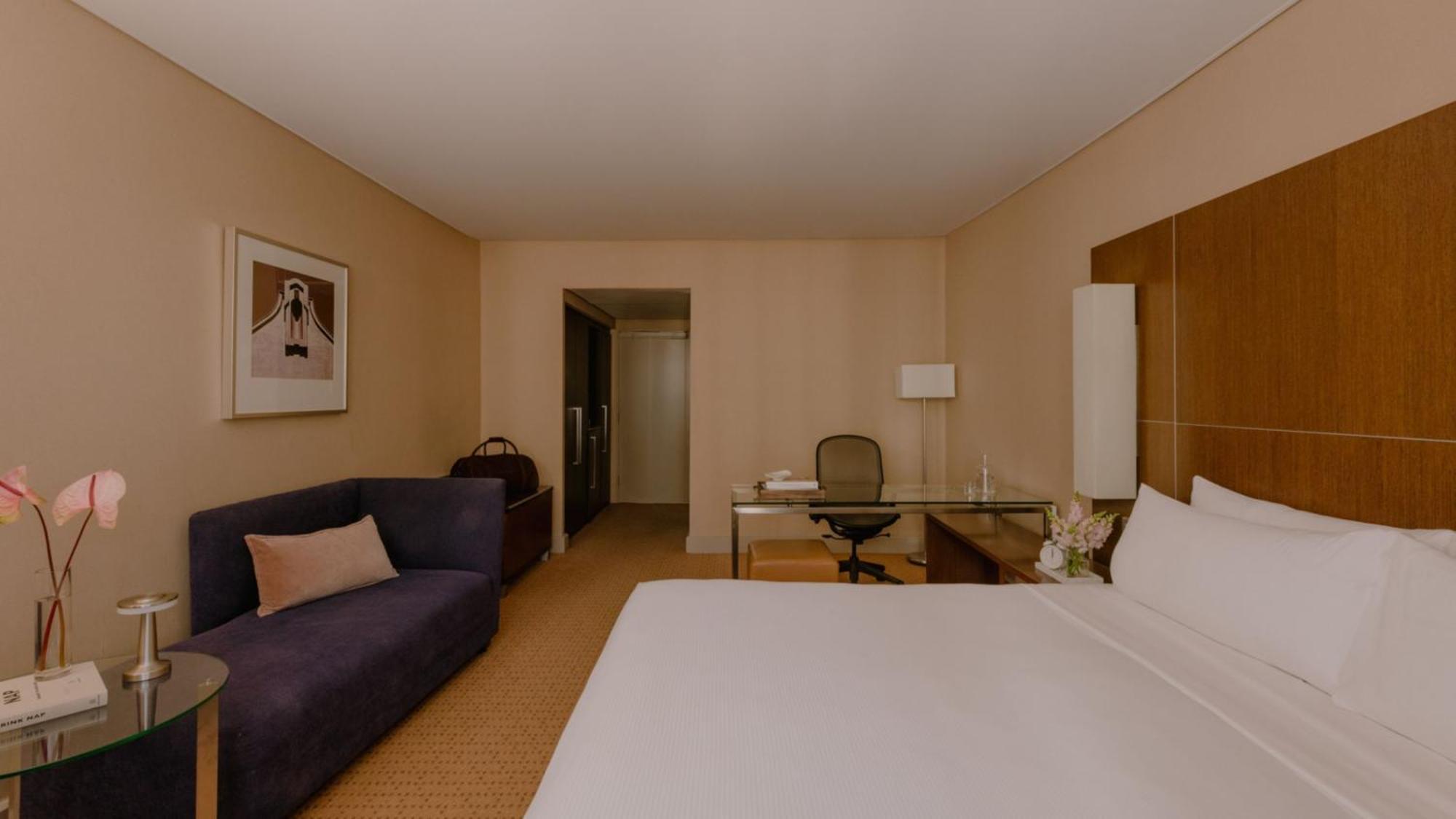 Chambre Lit King-Size Classique - Adaptée aux Personnes à Mobilité Réduite